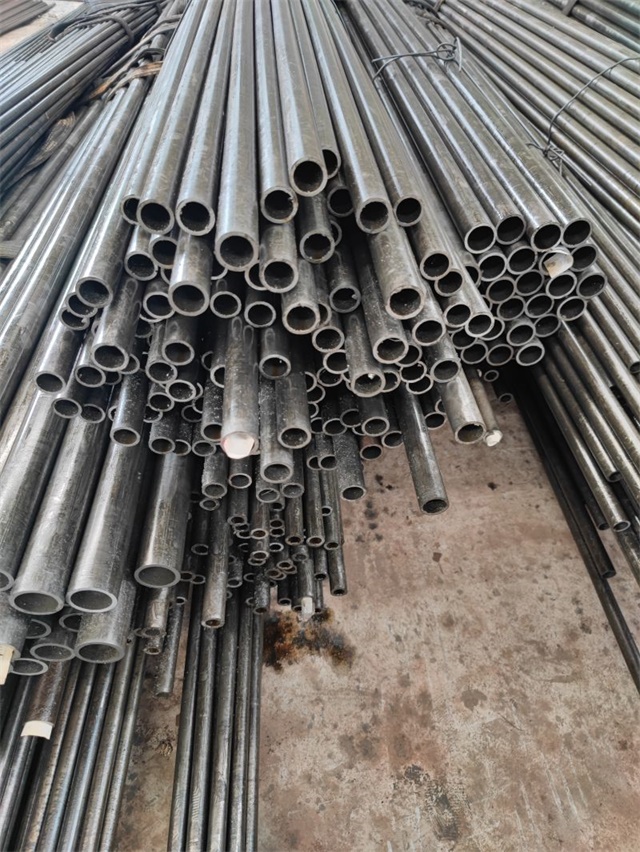 荆州精密光亮无缝钢管厂